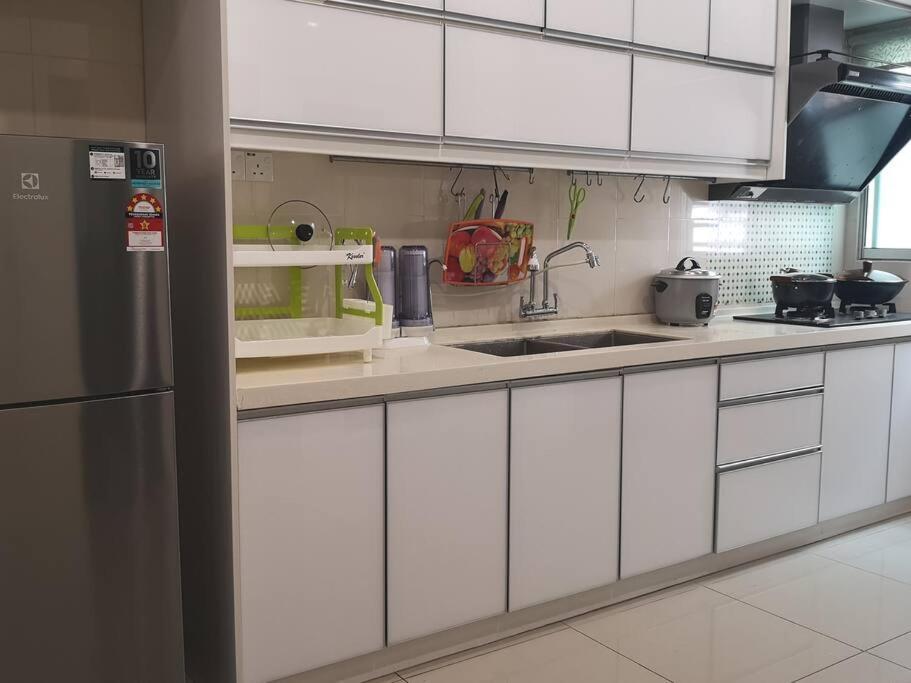 W13 Atgoldenhills Nightmarket Wifi 4R برينشانغ المظهر الخارجي الصورة